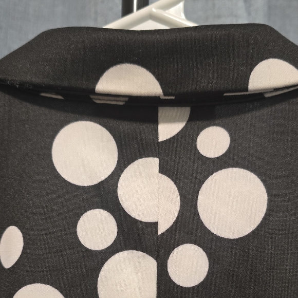 Lightweight NYCC Black and White Polka Dot Blazer With 3/4 Sleeves Size Medium - Picture 10 of 11